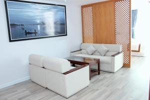Posezení v ubytování SKY HOTEL