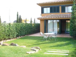 Vonkajšia záhrada v ubytovaní Villa Torremirona Resort Palmeras
