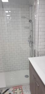 Łazienka w obiekcie Apartamento Calarreona