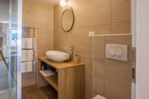 Koupelna v ubytování Apartmani Kraj mora