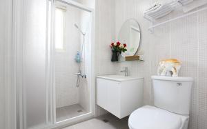 Koupelna v ubytování Lu Home Art + 26 fotografií