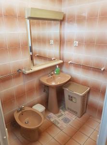 Foto dalla galleria di APARTMANI VIBOVEC Lana 305 a Lopar Altre 23 foto