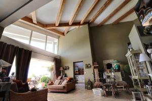 The lobby or reception area at La Villa Blanche