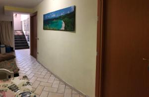 A television and/or entertainment centre at DaCapo Rooms
