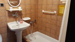 Koupelna v ubytování Bungalow Škrabálek + 12 fotografií