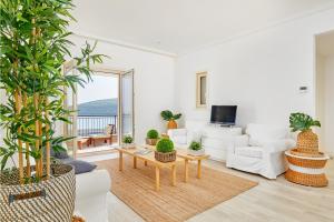 Televisyen dan/atau pusat hiburan di Apartment G621 - Lustica Bay