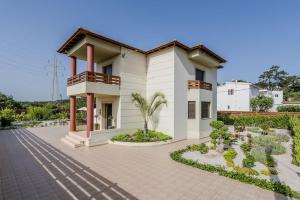 Το κτήριο όπου στεγάζεται  η παραθεριστική κατοικία