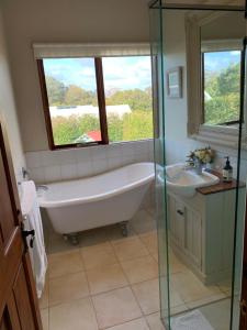 A bathroom at Tuscan Villa