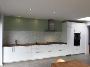 Kuchyň nebo kuchyňský kout v ubytování SPACIOUS HOUSE with GARDEN close to BRUSSELS EXPO! + 6 fotografií