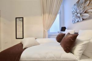 Posteľ alebo postele v izbe v ubytovaní Luxury Apartment by Hi5 - Havas Street