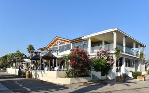 Foto da galeria de Hotel & Restaurant San Pellegrino em Folelli