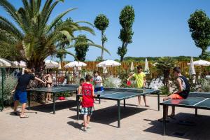 Stolný tenis v ubytovaní Hotel Il Mulinaccio alebo v jeho okolí