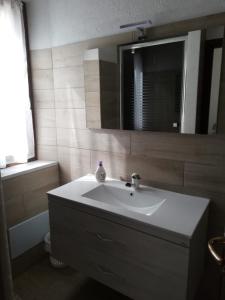 Ένα μπάνιο στο San Benedetto +25 φωτογραφίες