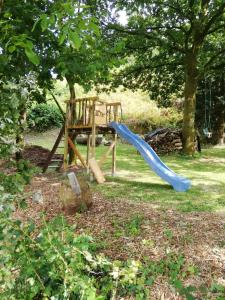 Herní místnost nebo prostor pro děti v ubytování Chez Suzette & John