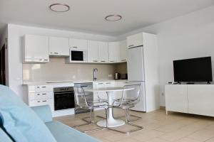 Kuchyňa alebo kuchynka v ubytovaní Brilliant 2BDR Apartment