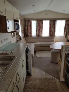 Gallery image of Caravan Willerby Gold Star in Looe