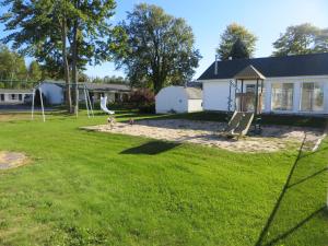 Φωτογραφία από το άλμπουμ του Starlite Budget Inn σε Mackinaw City