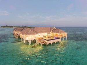 Gallery image of LUX* South Ari Atoll Resort & Villas in Maamigili