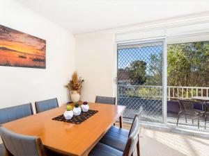 Dining area sa apartment