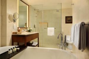Koupelna v ubytování Padma Resort Legian