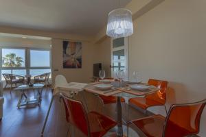 Posedenie v ubytovaní HORIZONTE Sunny Home by Cadiz4Rentals