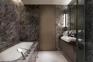 חדר רחצה ב-Ascott Songshan Lake Dongguan
