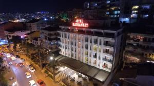 Nespecifikovaný výhled na destinaci Kuşadası nebo výhled na město při pohledu z hotelu