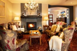 Posezení v ubytování Hylands Burren Hotel