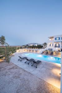 Gallery image of Exquisite Private Pool Villa 6 Prs @ Santorini in Karterados