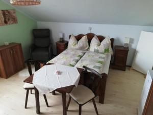 Postel nebo postele na pokoji v ubytování Gästezimmer Glaser