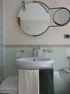 Ένα μπάνιο στο Il Melograno