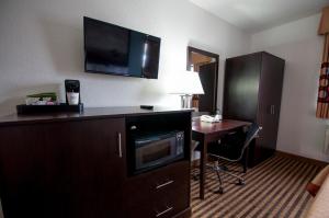 Köök või kööginurk majutusasutuses Quality Inn Wenatchee-Leavenworth