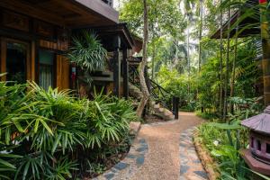 Zahrada ubytování Phu Pha Aonang Resort & Spa