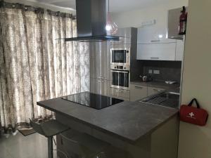 A kitchen or kitchenette at Marsascala Sea View Apartment HPI 7738