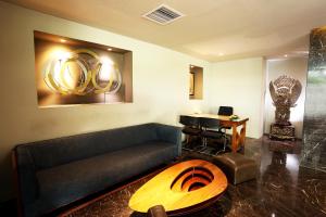 Χώρος καθιστικού στο AONE Hotel