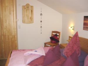 Ένα ή περισσότερα κρεβάτια σε δωμάτιο στο Ferienwohnung Wagner