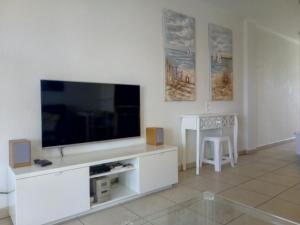 TV a/nebo společenská místnost v ubytování Dunatlantico