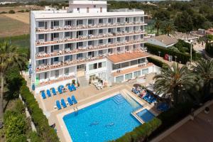 Bazén v ubytování Hotel Don Miguel Playa nebo v jeho okolí