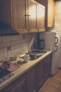 Kuchyň nebo kuchyňský kout v ubytování Vivelorural casa Tunte 3, BBQ y terraza