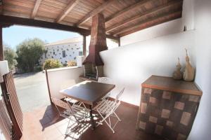 Balkón nebo terasa v ubytování Vivelorural casa Tunte 3, BBQ y terraza