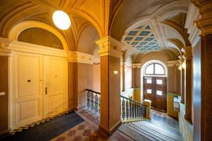 Fotografia z galérie ubytovania Luxurious Woodrow Wilson apt in Prague centre v Prahe