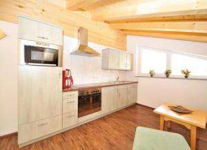 Kuchyň nebo kuchyňský kout v ubytování Gästehaus Kastenhof