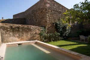 Ca LAgutzil, Casa Rural con piscina y jardín privados, con ...