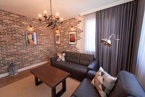 Svetainės erdvė apgyvendinimo įstaigoje Tsarevets Apartament-Veliko Tarnovo