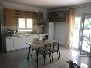Gallery image of Anna House Palouri in Paliouri