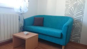 Posedenie v ubytovaní Aura 2