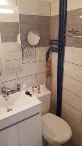 Koupelna v ubytování Hôtel Confort