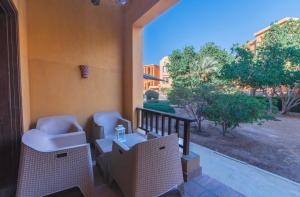 A balcony or terrace at El gouna South Marina Townhouse Apartment 3 bedrooms