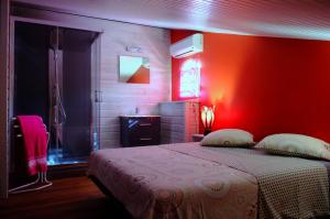 Postel nebo postele na pokoji v ubytování Habitation Diamant - Apparts & Spas