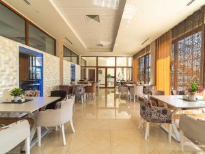 Restaurace v ubytování Hotel Royal Garden